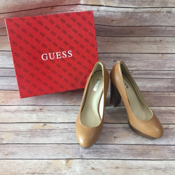 Rare-HTF-GUESS-Light-Brown-Leather-Padey-Shoe- - Picture 2 of 8